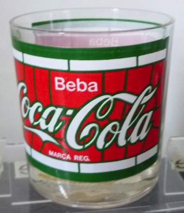 340667-1 € 5,00 coca cola glas glas en lood motief wiskey model.jpeg